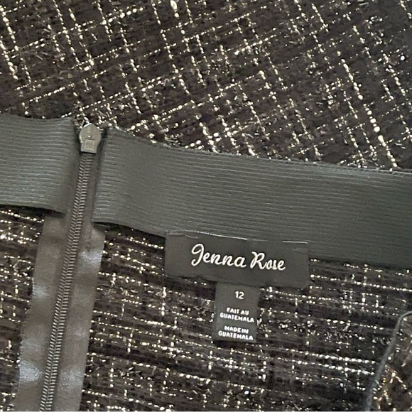 Black and Silver Textured Mini Striped Geometric Print Pencil Skirt - Picture 3 of 5